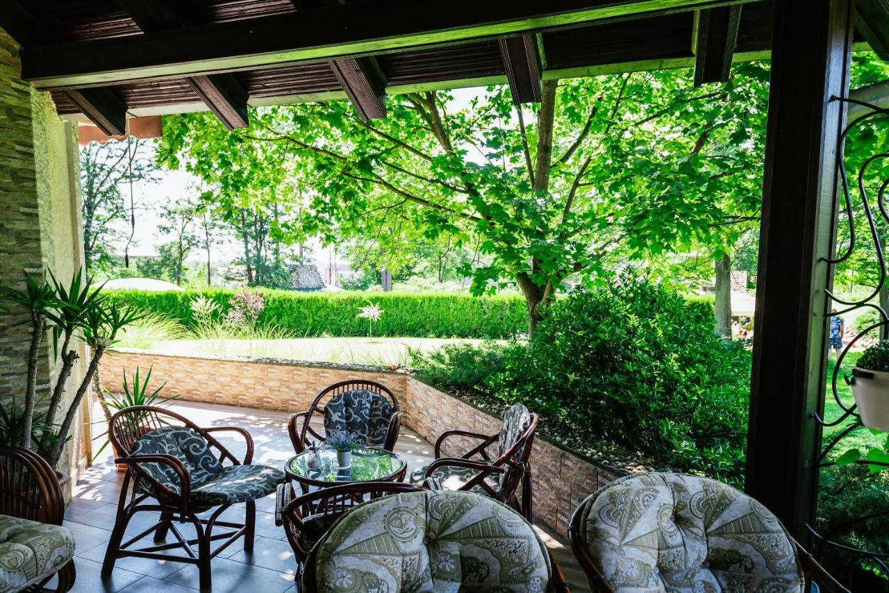 Atos Srebrno Jezero - And Restaurant