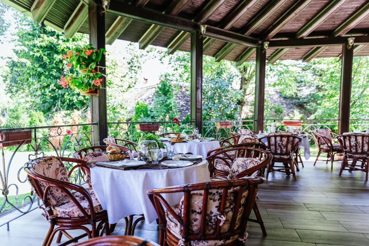 Atos Srebrno Jezero - And Restaurant Hotel Veliko Gradiste
