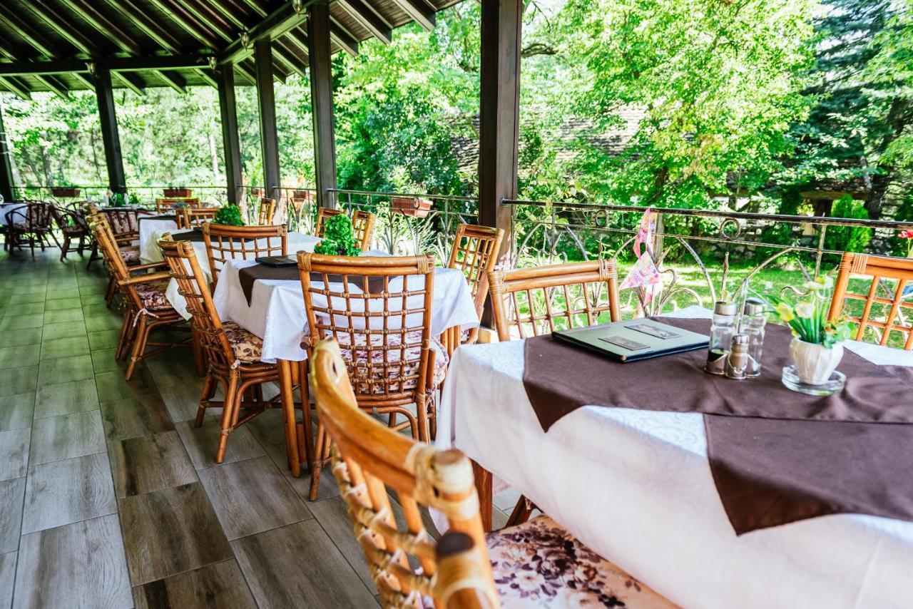 Atos Srebrno Jezero - And Restaurant