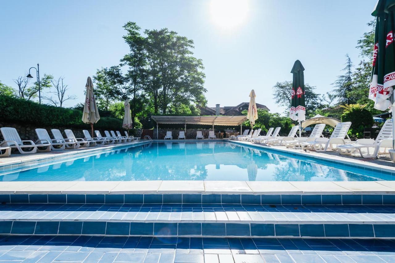 Hotel Atos Srebrno Jezero - And Restaurant