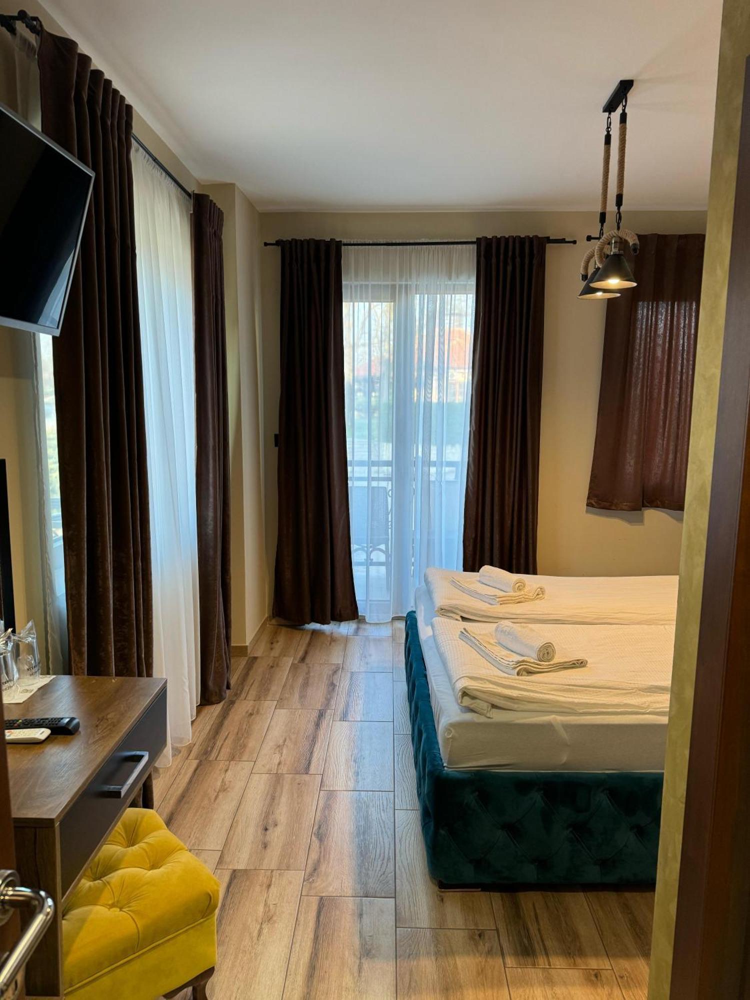 Hotel Atos Srebrno Jezero - And Restaurant *