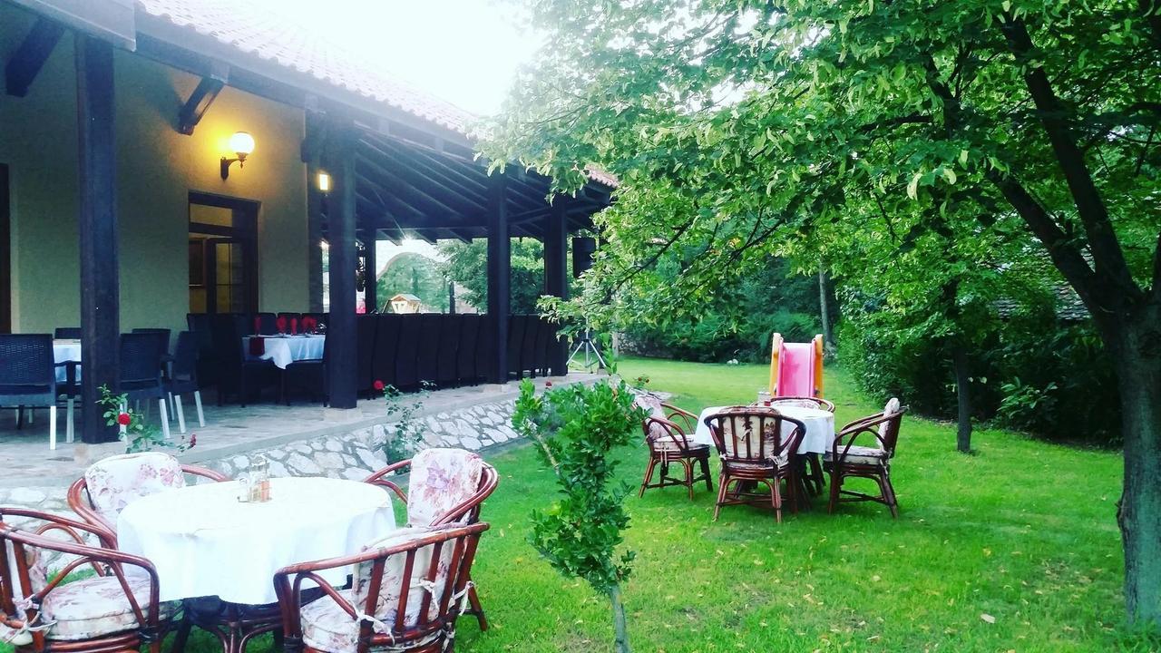 Atos Srebrno Jezero - And Restaurant Hotel *