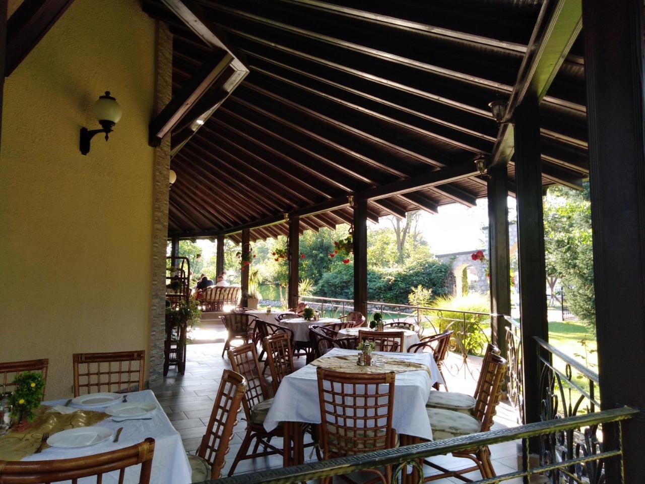 Atos Srebrno Jezero - And Restaurant * Veliko Gradiste